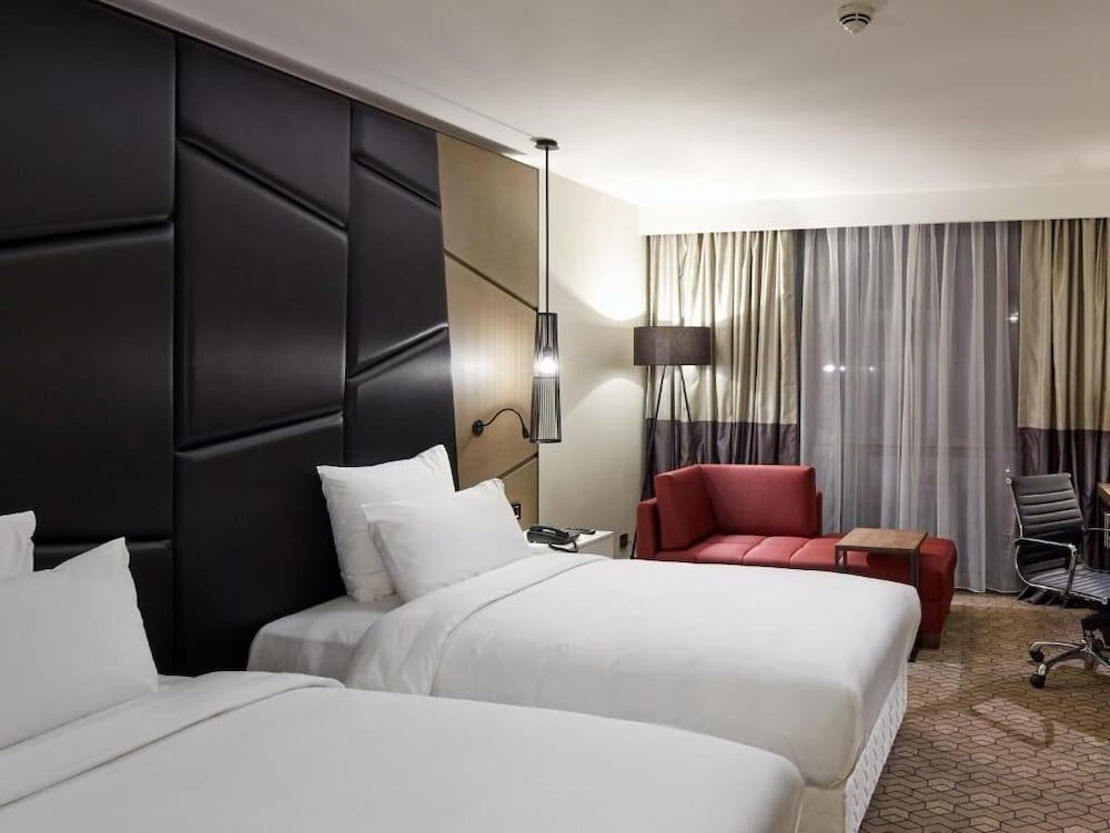 Pullman Istanbul Airport and Convention Center Hotel Superior Room 2