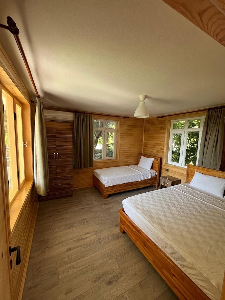 Lemon Garden Lodge Apartment, 2 Bedrooms 2