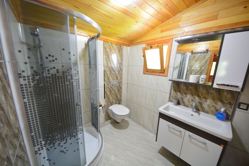 Lemon Garden Lodge Family Suite 3