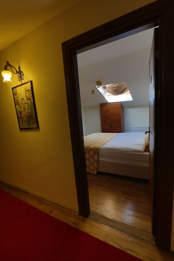 Hotel Ankatra Economy Standard Room 5