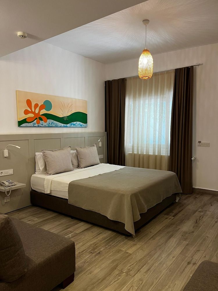 Hotel Gumusluk Standard Double Room 2