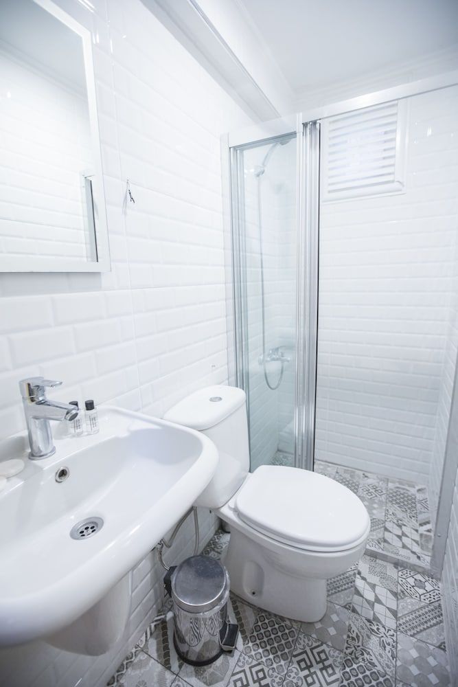 Mansion by Cheers Deluxe Double Room, 1 Bedroom, Sea View, Sea Facing 4