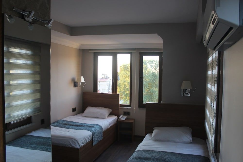 Nur Hotel Twin Room 2