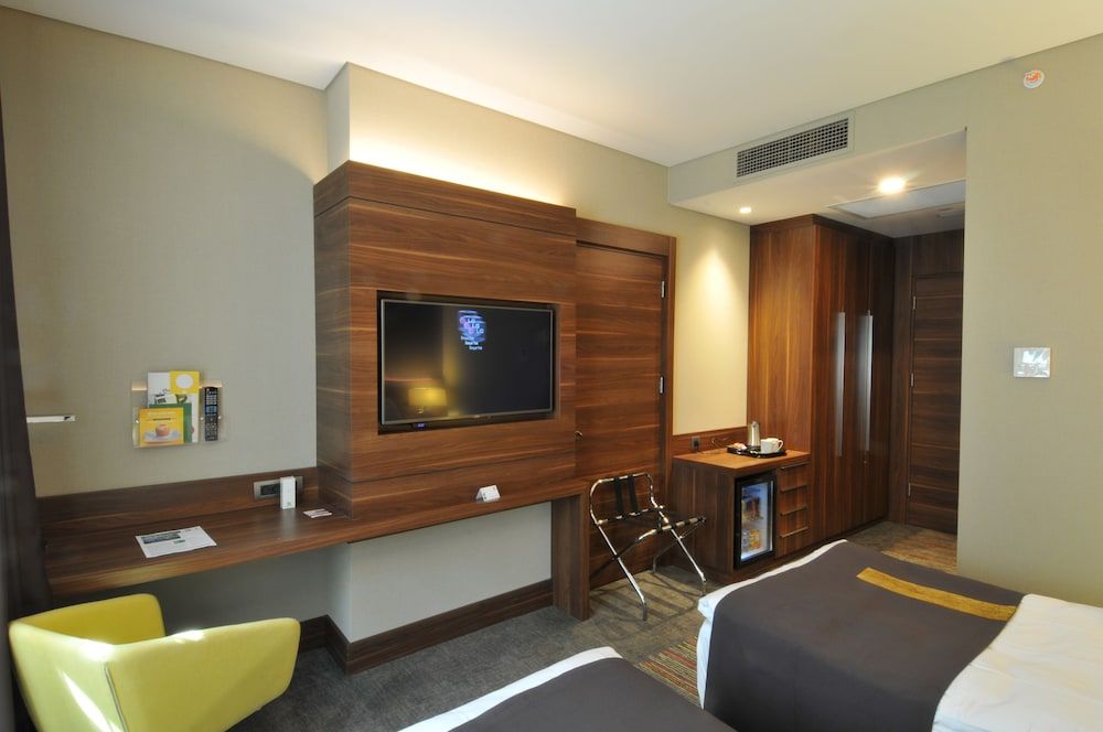 Holiday Inn Istanbul - Kadikoy by IHG Premium Room, 2 Single Beds 2