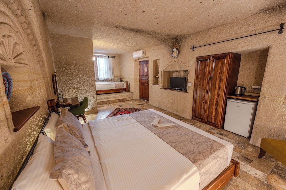 undefined Osmanbey Cave Hotel 8