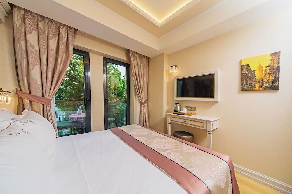 Standard Double or Twin Room, 1 Bedroom, Balcony, City View