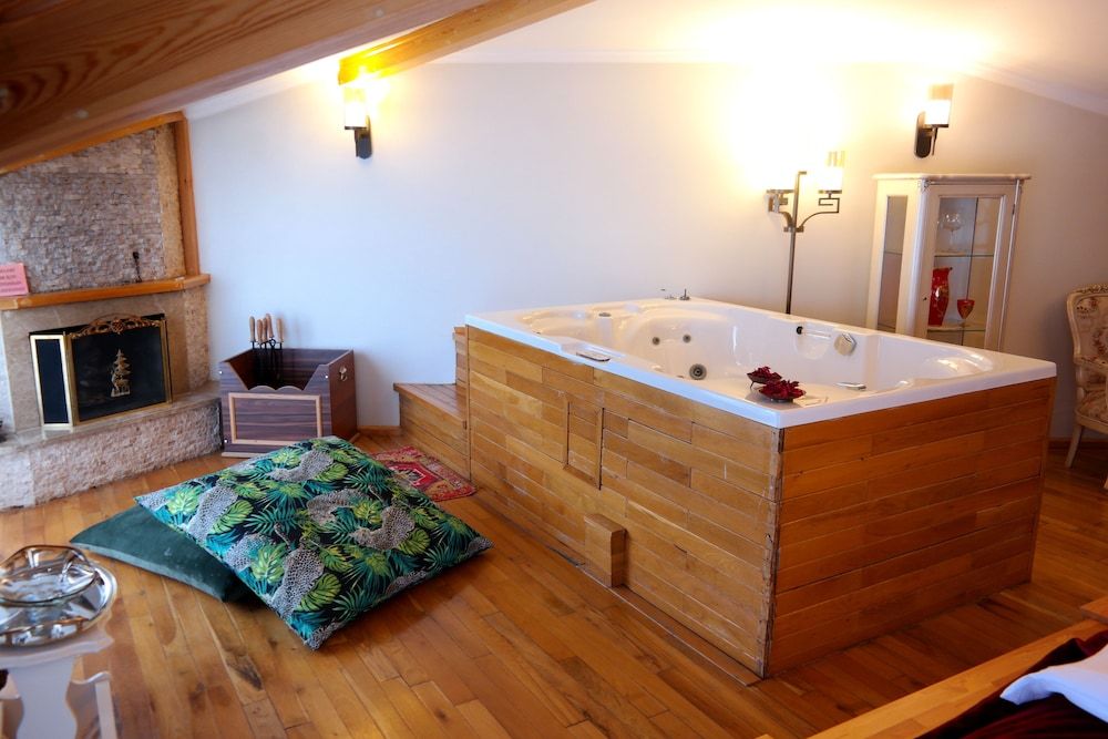 Asiklar Hotel By Sukru Premium Suite 8