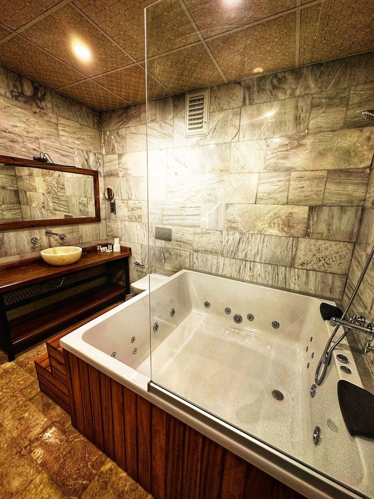 Saklı Cave House Elite Room, Jetted Tub 4