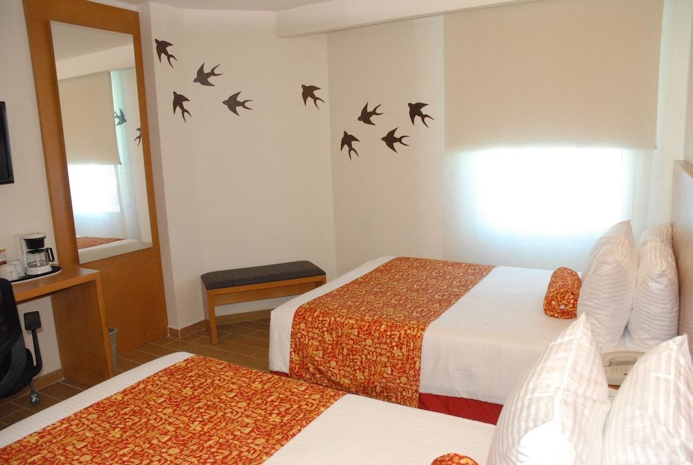 Aranzazu Centro Historico Guadalajara Executive Room, 2 Double Beds 6