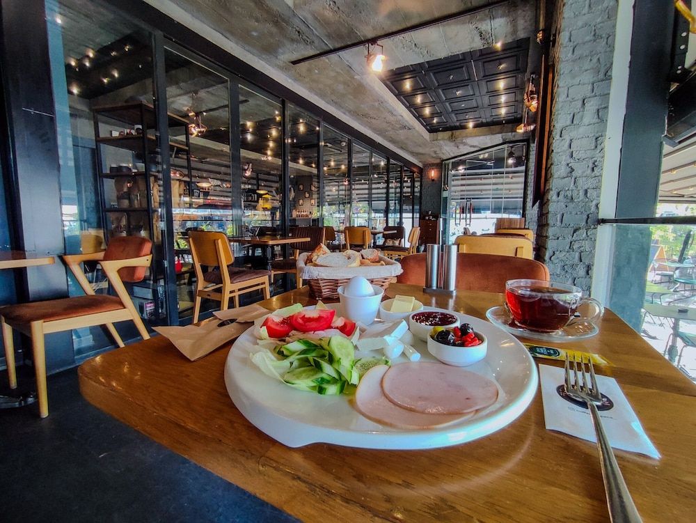 undefined Shah Inn Hotel 5