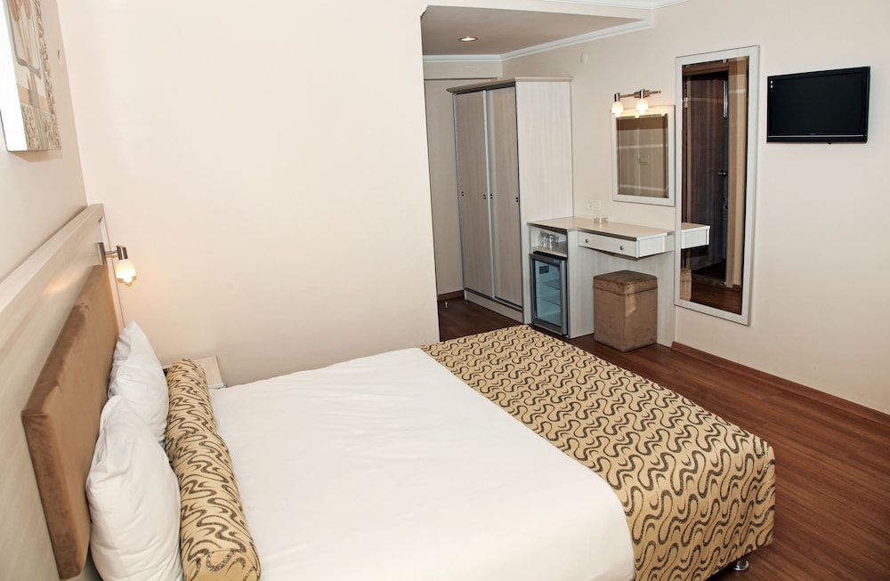 Grand Zeybek Hotel Standard Double or Twin Room 2