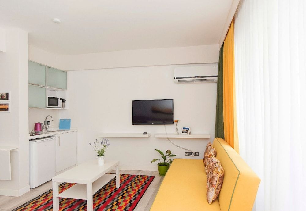 undefined East'n'cool 10