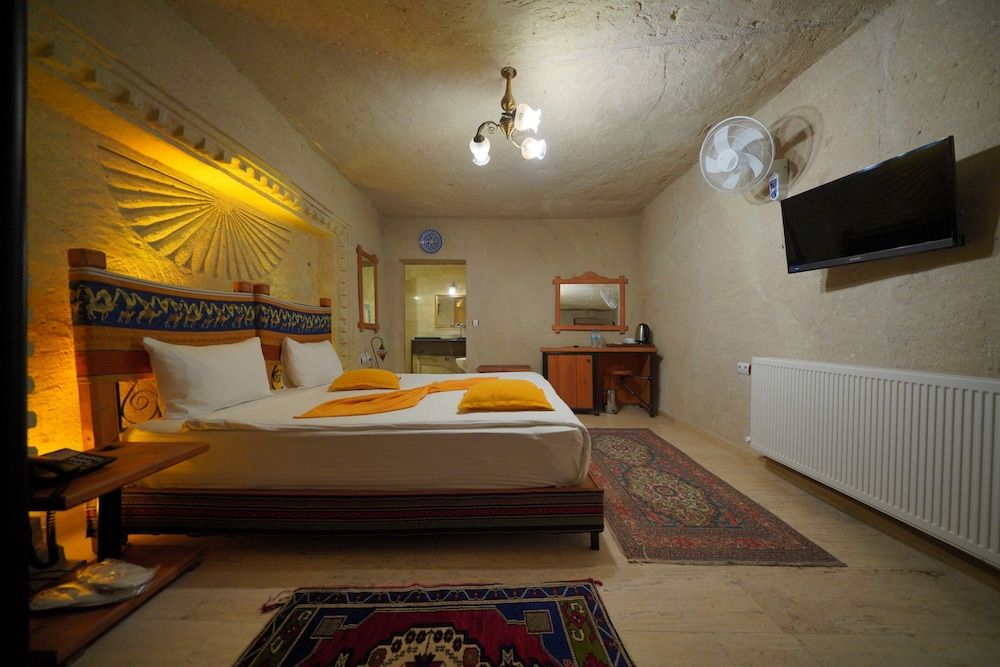 undefined Fosil Cave Hotel 5