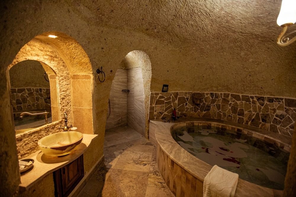 Oread Cave Suites Deluxe Double Room 30