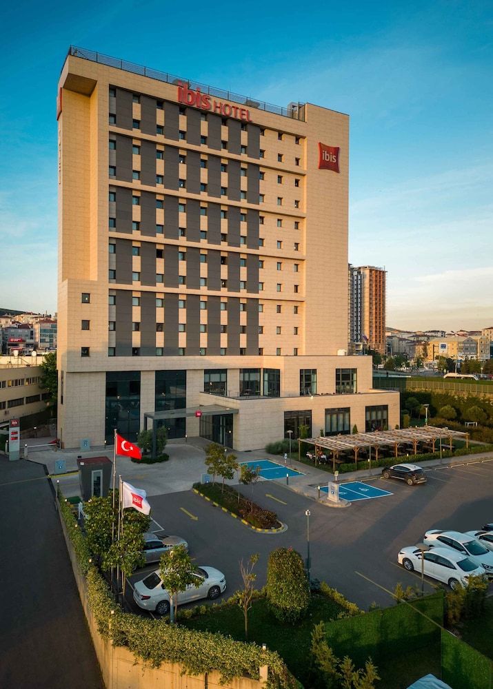 undefined Ibis Istanbul Tuzla Hotel 2