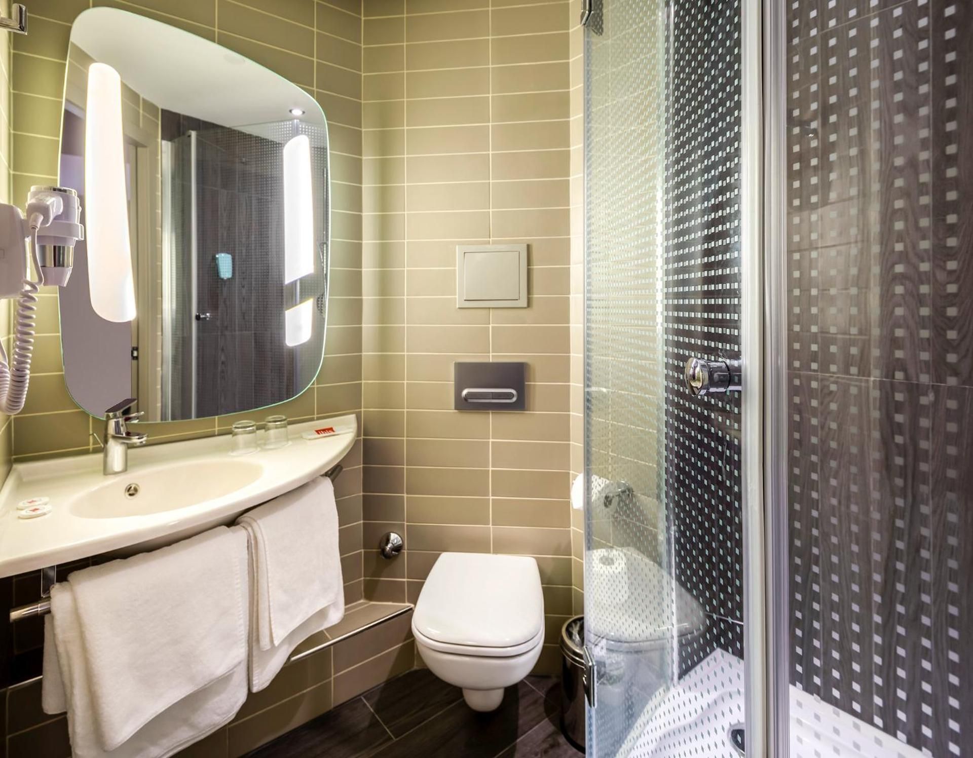 undefined Ibis Istanbul Tuzla Hotel 8