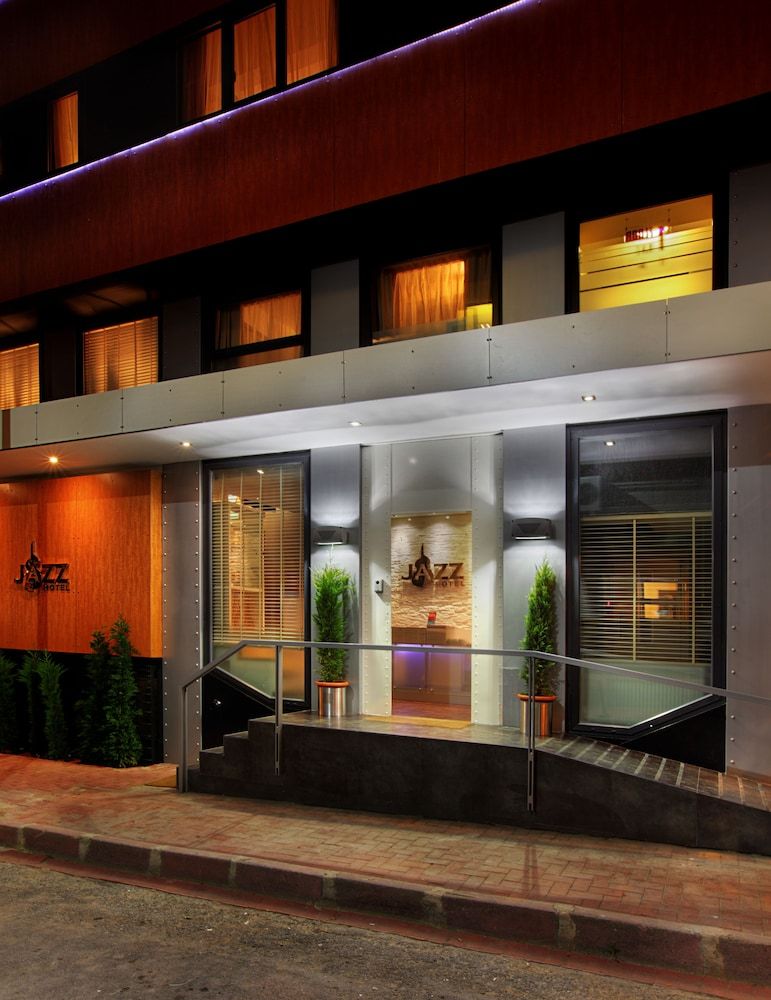 undefined Jazz Hotel 5