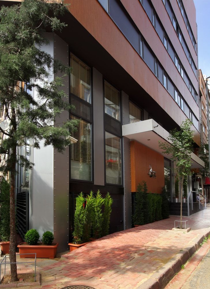 undefined Jazz Hotel 6