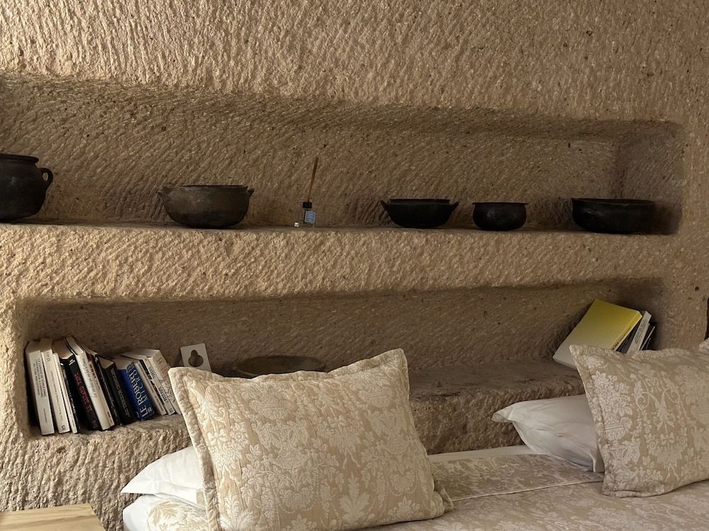 Kistar Cave Hotel Premier Room 8