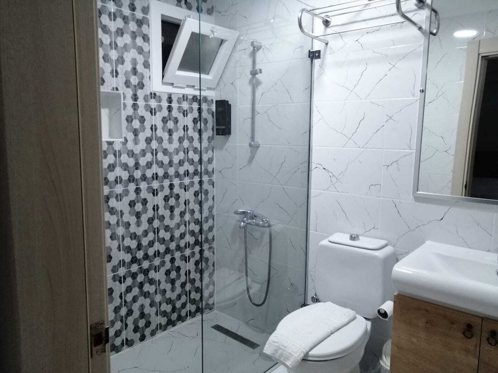 Ibrahim Bey Hotel Standard Triple Room 6