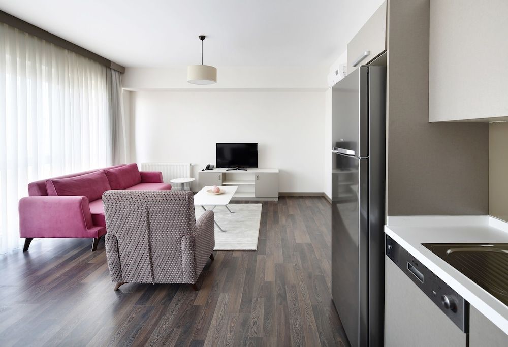 Prime Suites Executive Suite, 3 Bedrooms 10