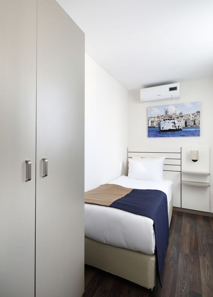 undefined Prime Suites 10