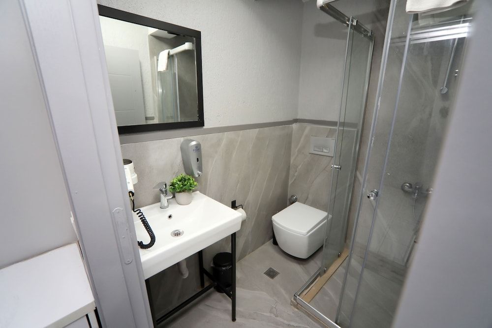 Arkem Maltepe Standard Room 6