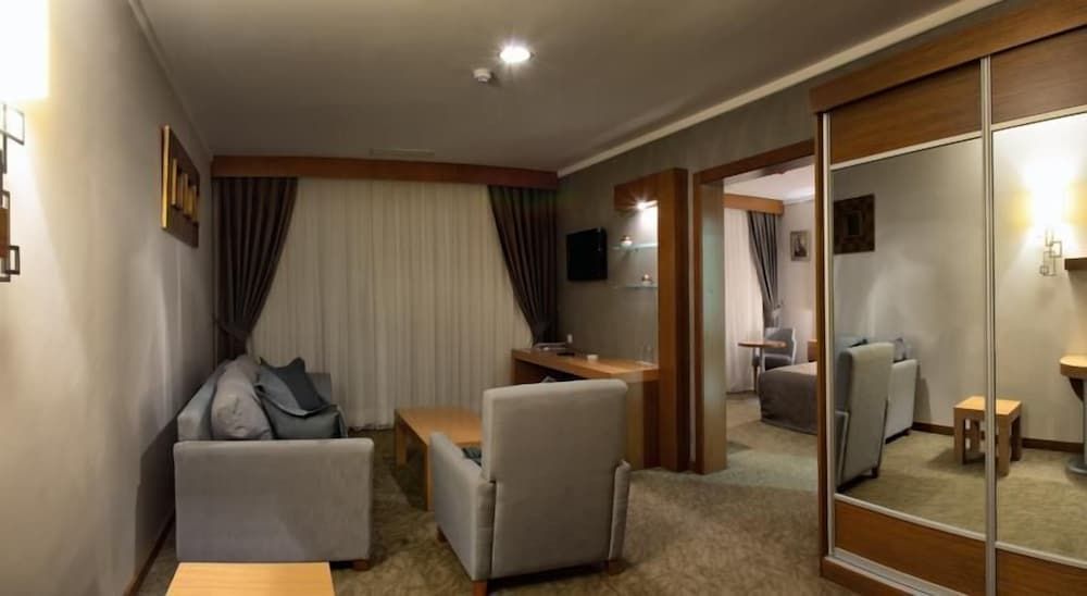 Buyuk Anadolu Eregli Hotel Suite, 1 Bedroom 3