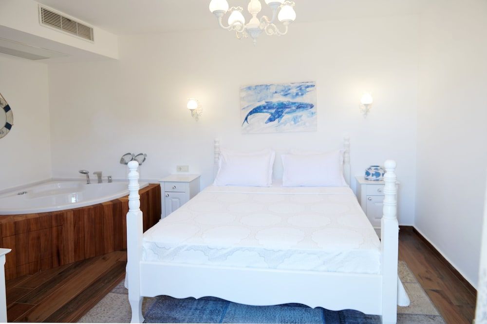 undefined Gobene Alacati