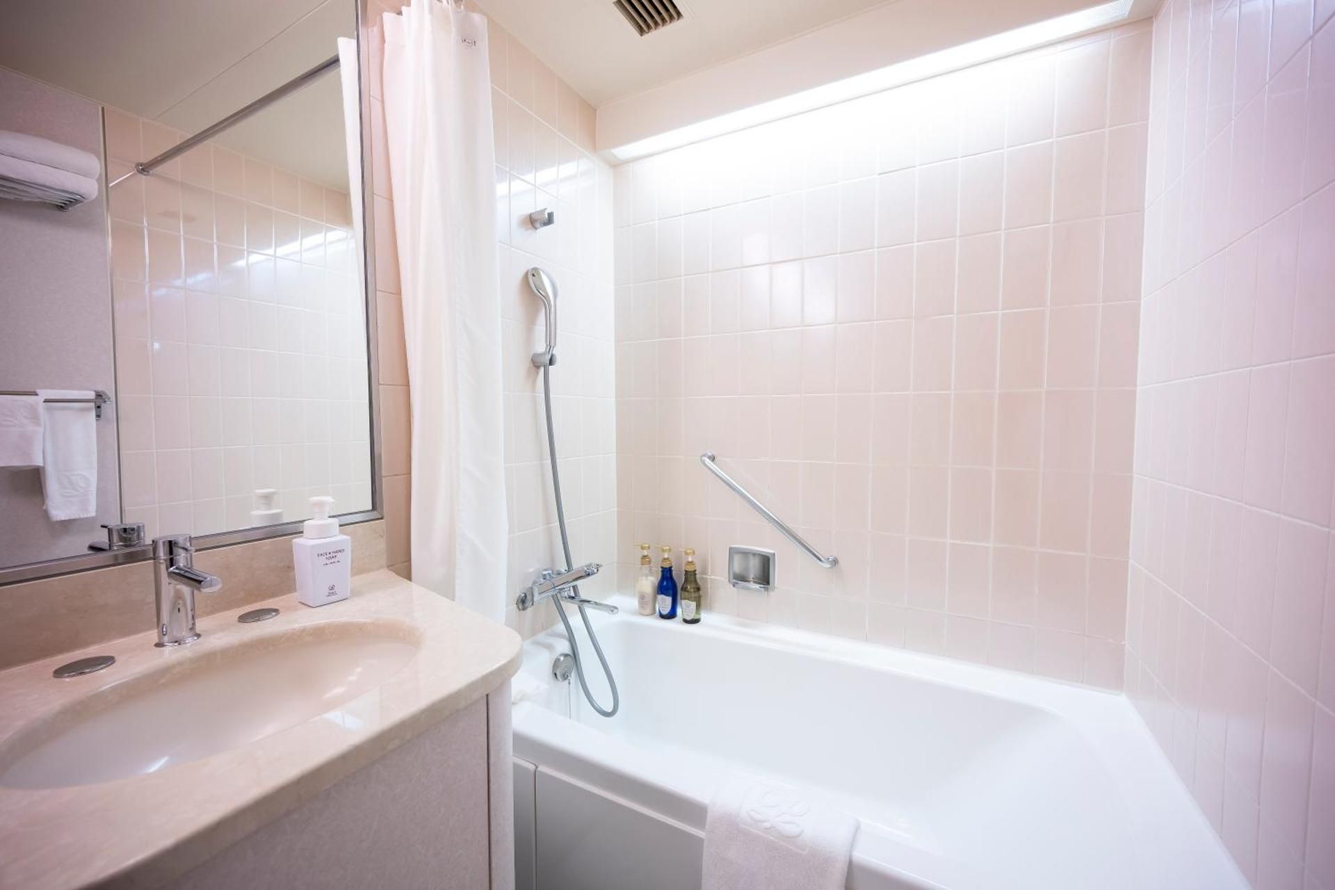 undefined Tokyo Prince Hotel 10