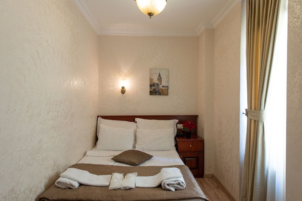 Sultanahmet Cesme Hotel Economy Double Room 7