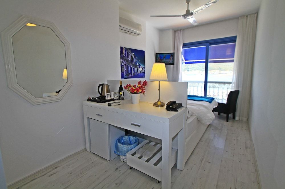 Larimar Boutique Hotel Standard Double Room, Sea View 19