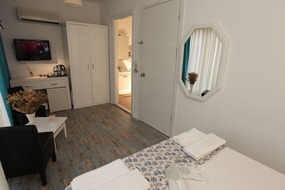 Larimar Boutique Hotel Standard Double Room, City View 20