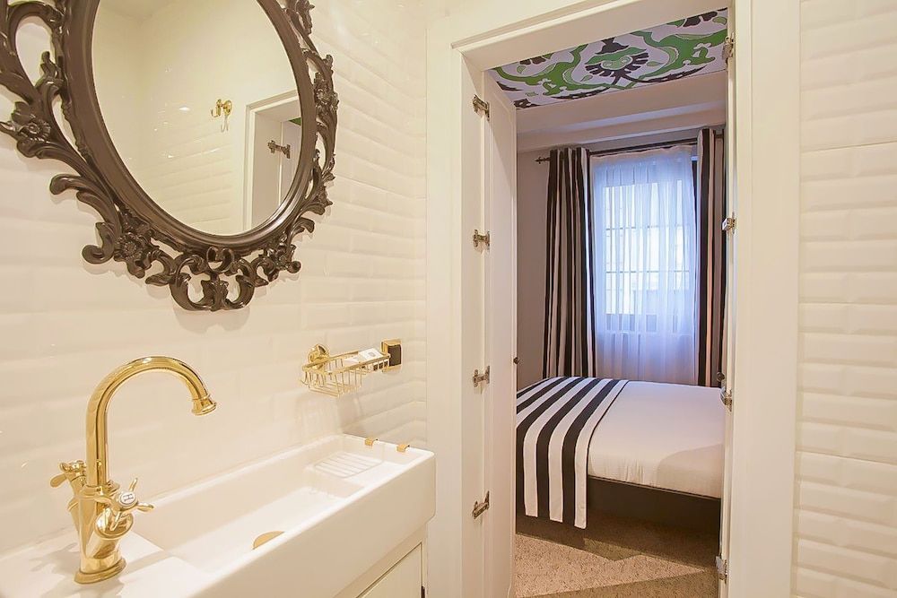 Araf Hotel Standard Room 12