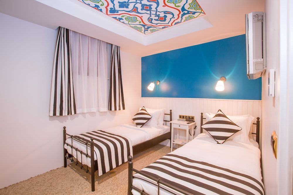 Araf Hotel Standard Twin Room 2