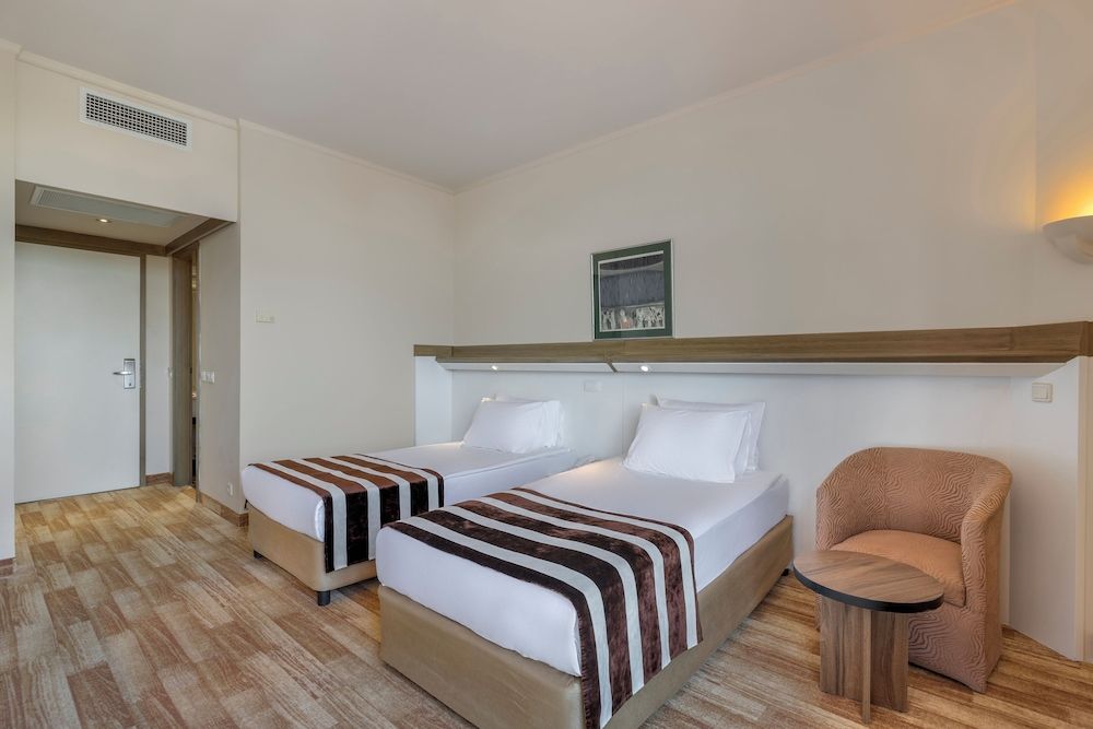 undefined Green Max Hotel 2
