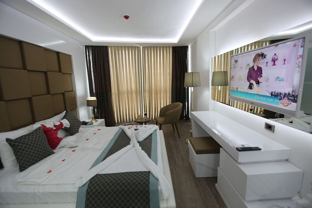 undefined Elips Royal Hotel & Spa 2