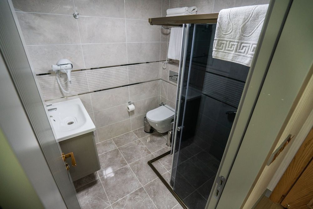 Lion City Hotel Kizilay Twin Room 5