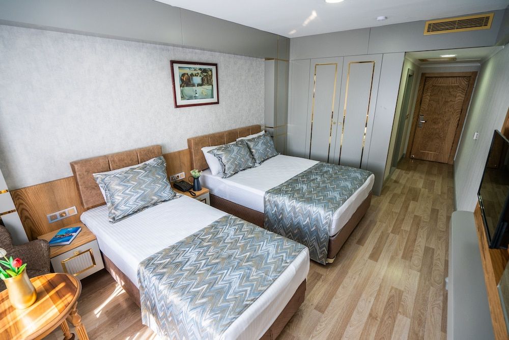 Lion City Hotel Kizilay Twin Room 2