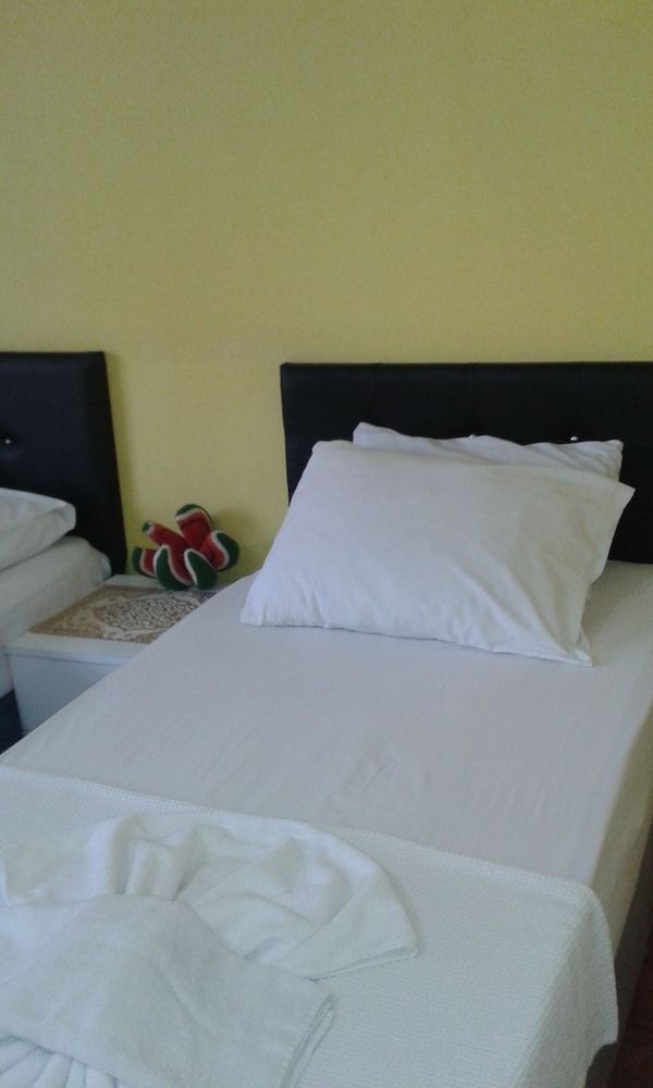 Bereket Apart Hotel Classic Triple Room 4