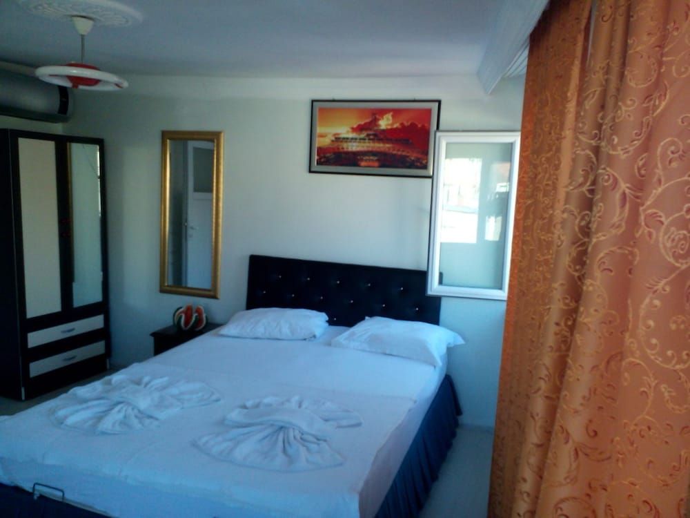 Bereket Apart Hotel Standard Double Room 6
