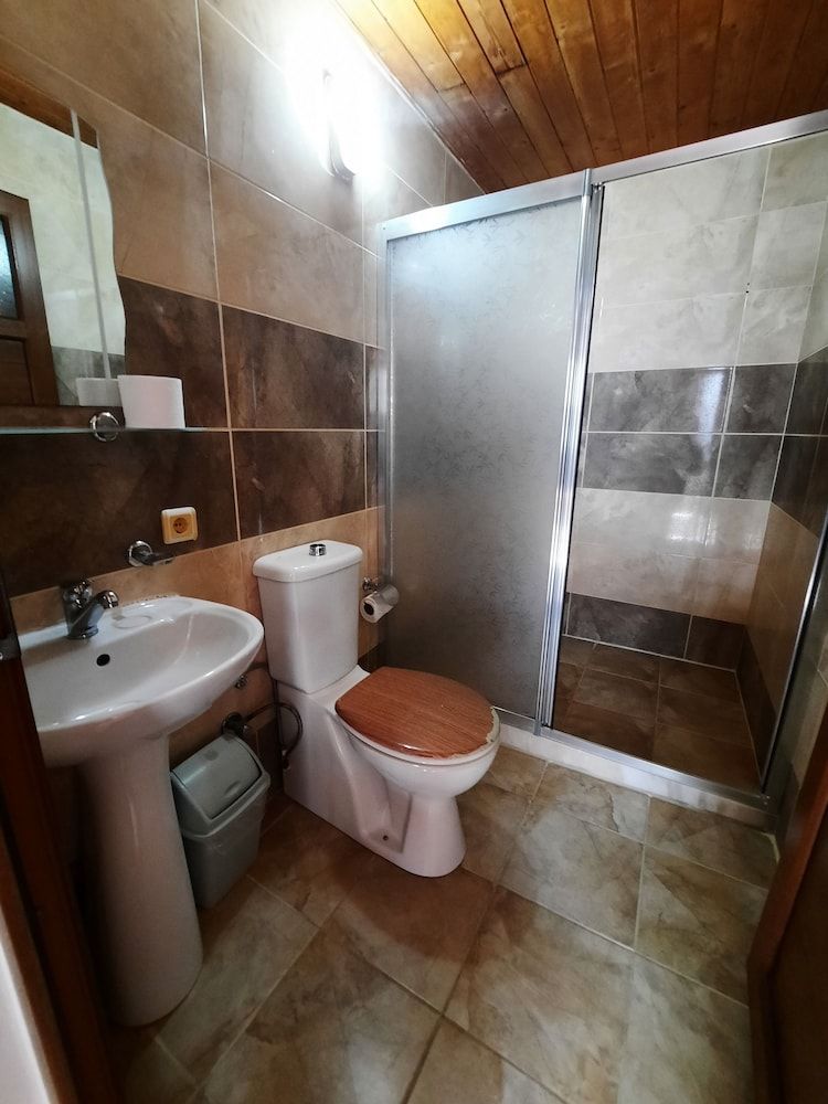 Ali Baba's House Family Twin Room, 1 Bedroom, Non Smoking, Garden View 11