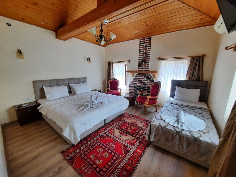Ali Baba's House Design Double or Twin Room, 1 Bedroom, Non Smoking, Mountain View