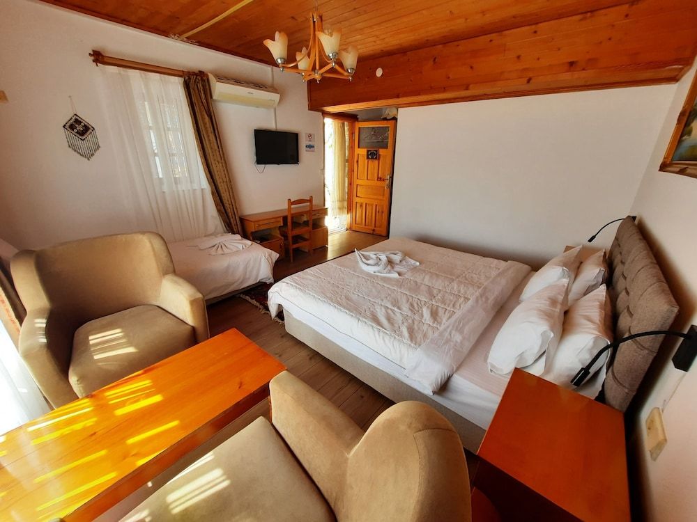 Ali Baba's House Family Twin Room, 1 Bedroom, Non Smoking, Garden View 3