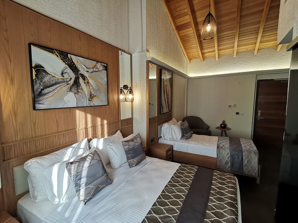 The ABC Hotel Alacati Deluxe Triple Room 3