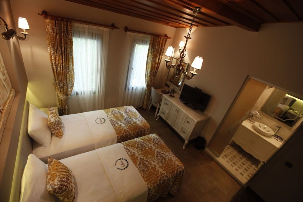 Livia Hotel Ephesus Deluxe Double or Twin Room, Ensuite 2