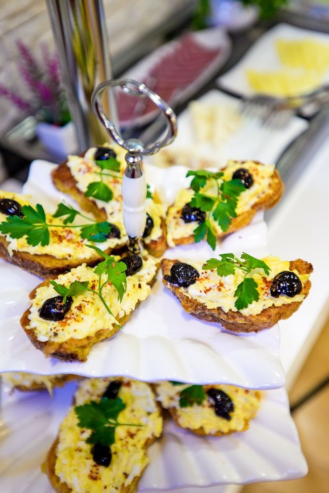 undefined RETROPERA 7