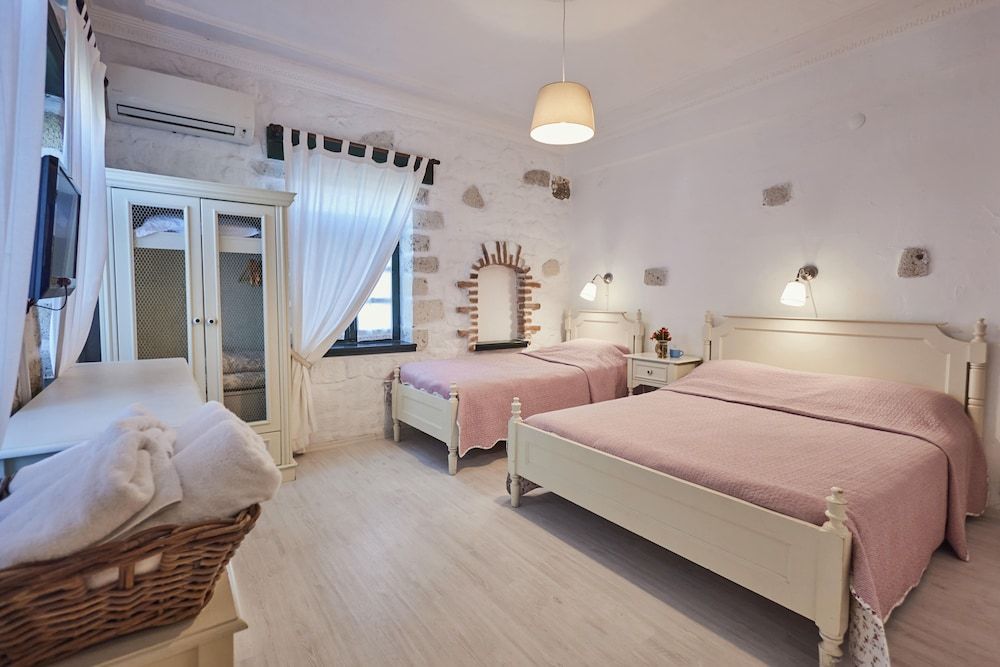 Alacati Zeytin Konak Hotel Standard Double Room 10