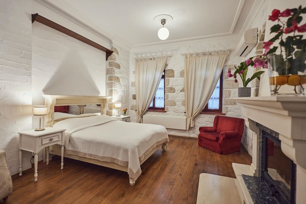 Alacati Zeytin Konak Hotel 