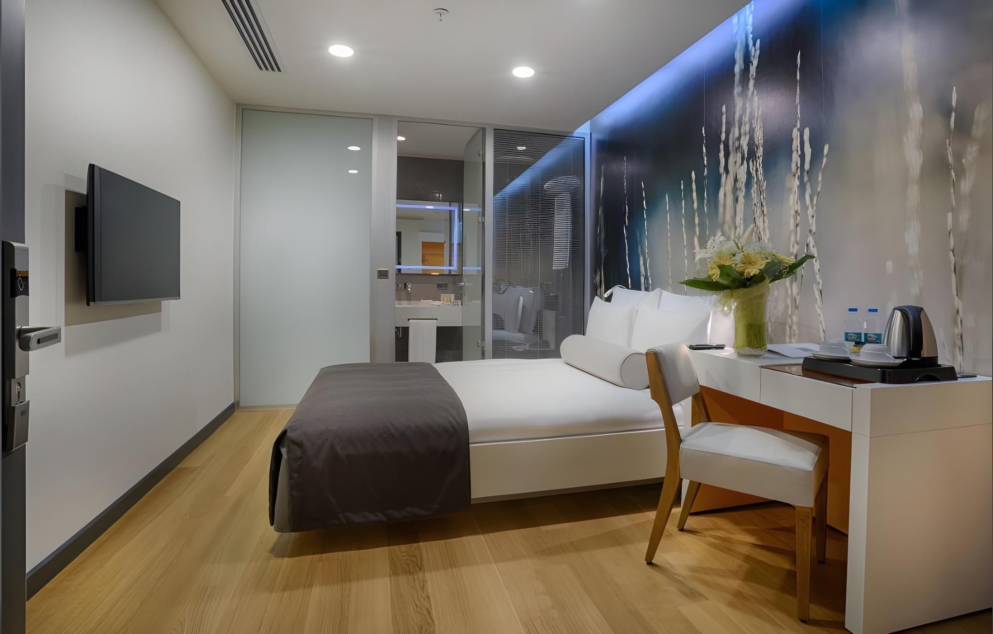 undefined Tav Airport Hotel Izmir 9